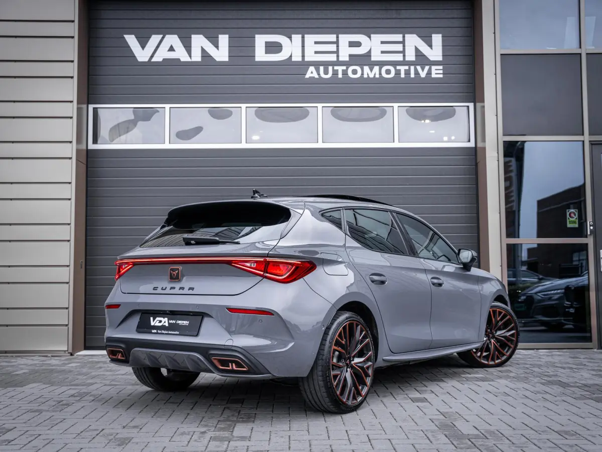 1.4 e-Hybrid VZ Copper Edition 245PK - Pano l ACC l Camera l Carplay
