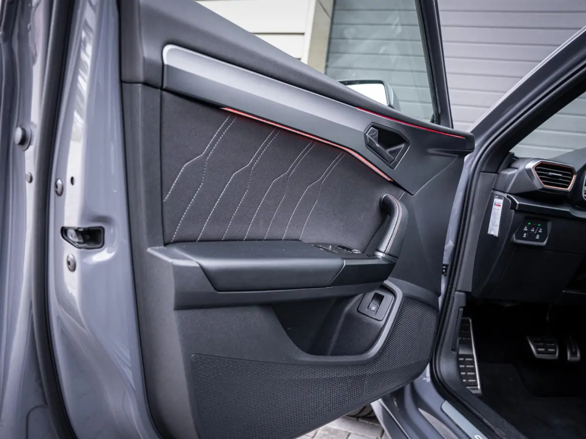 1.4 e-Hybrid VZ Copper Edition 245PK - Pano l ACC l Camera l Carplay