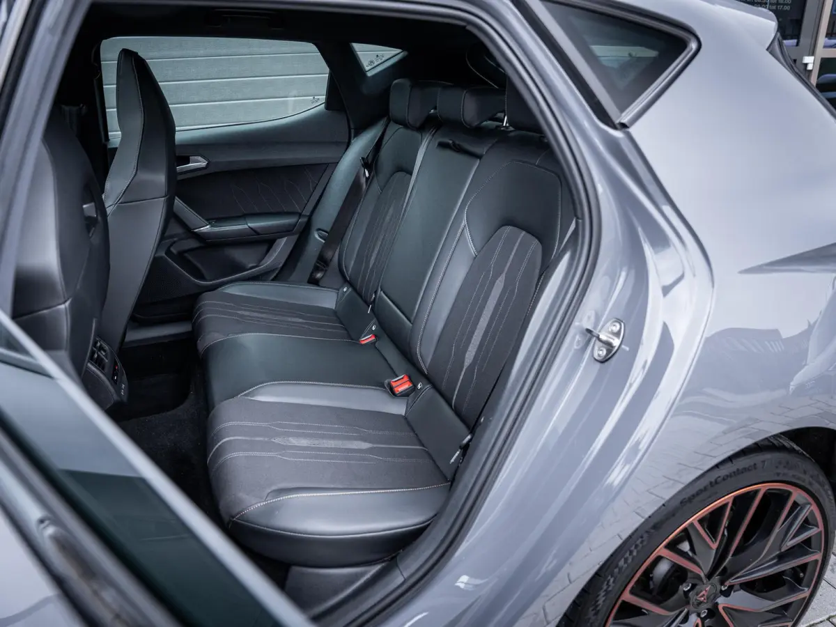1.4 e-Hybrid VZ Copper Edition 245PK - Pano l ACC l Camera l Carplay