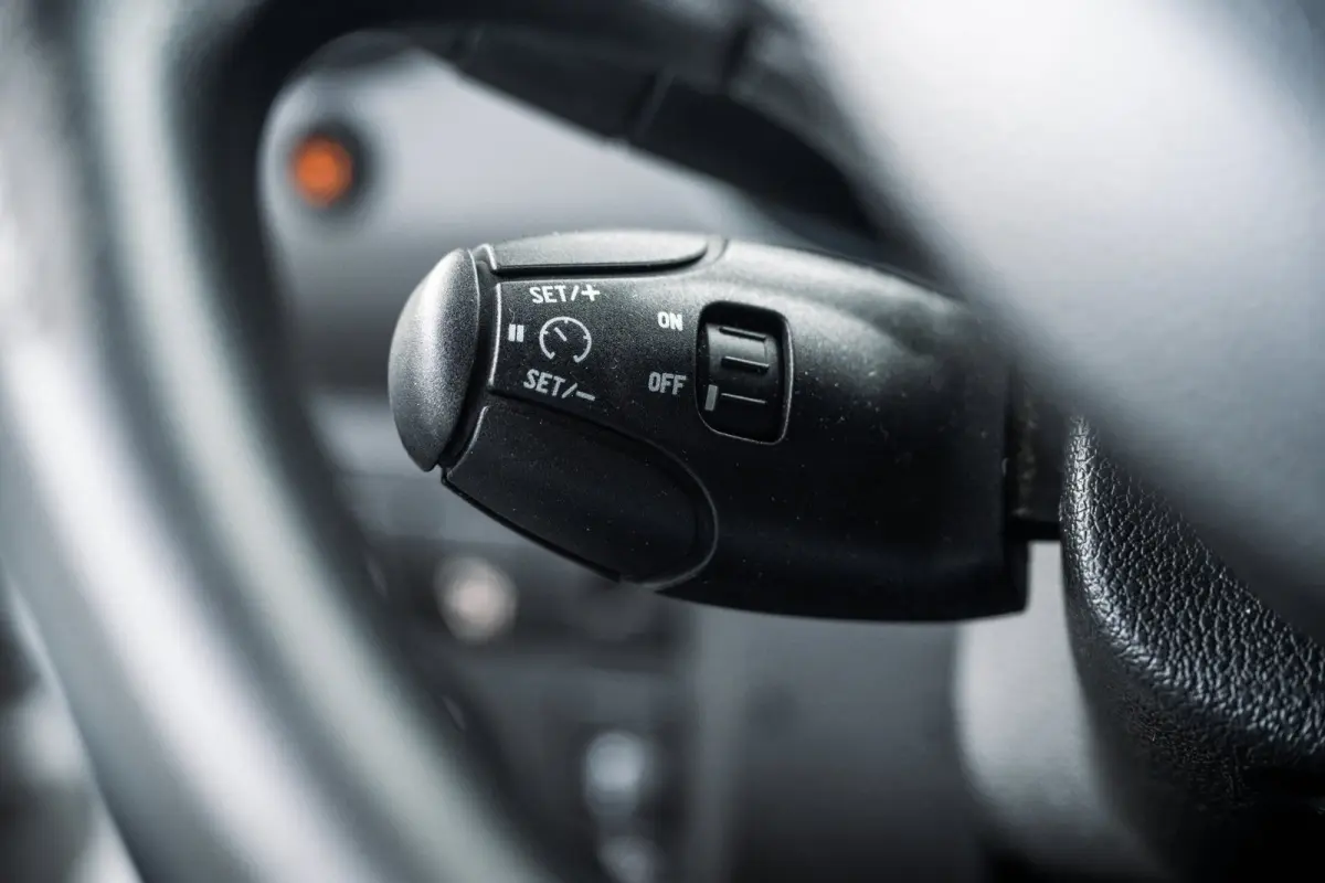 Electric L2 Premium Soh % I Kastinrichting I Zwaailamp I Camera I Climate I Cruise I Parkeersensoren I BTW