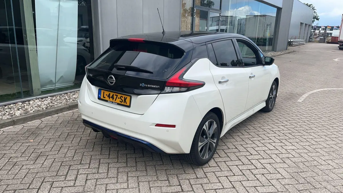 e+ N-Connecta 62 kWh | Warmtepomp | Adapt. Cruise | Stoel- & Stuurverw. |