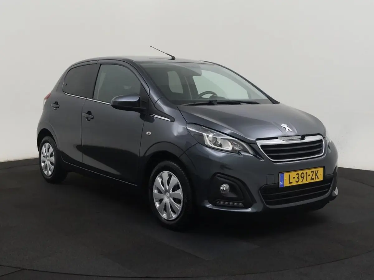 1.0 e-VTi Pack Dynamic Airco/Dab/Chrome