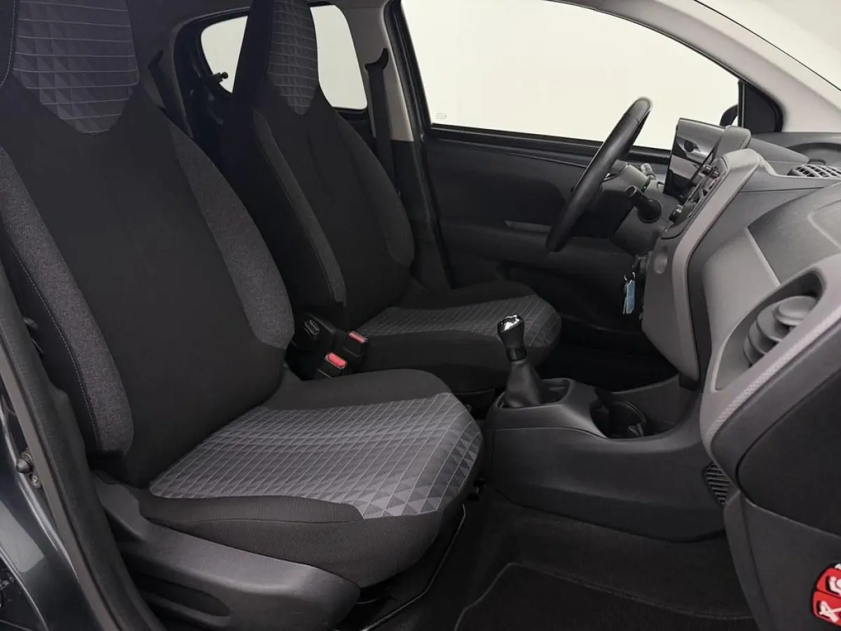 1.0 e-VTi Pack Dynamic Airco/Dab/Chrome