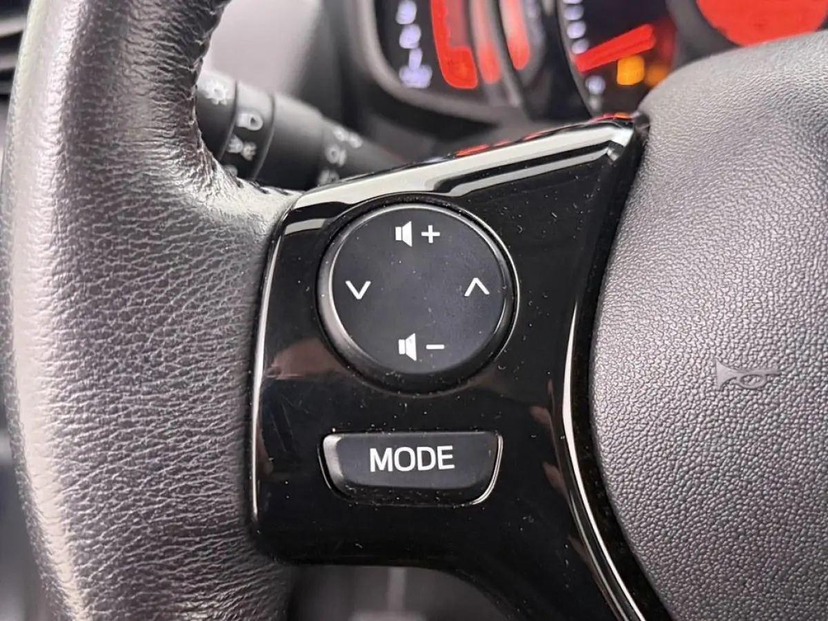 1.0 e-VTi Pack Dynamic Airco/Dab/Chrome