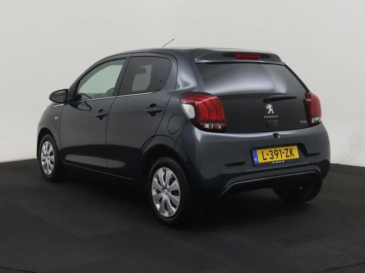 1.0 e-VTi Pack Dynamic Airco/Dab/Chrome