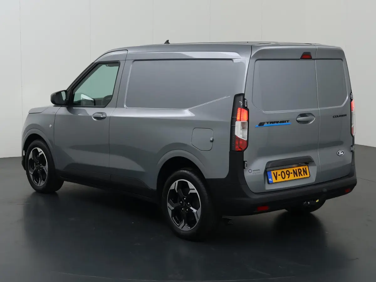 Limited | 44 kWh | 289 KM RANGE | NAVIGATIE | PARKEERCAMERA | ADAPTIVE CRUISE | TREKHAAK | LM VELGEN