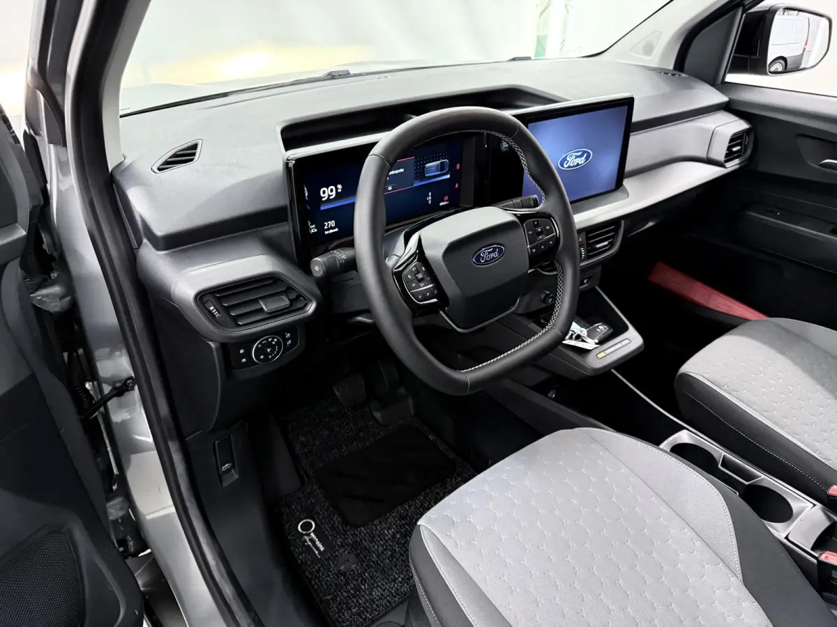 Limited | 44 kWh | 289 KM RANGE | NAVIGATIE | PARKEERCAMERA | ADAPTIVE CRUISE | TREKHAAK | LM VELGEN