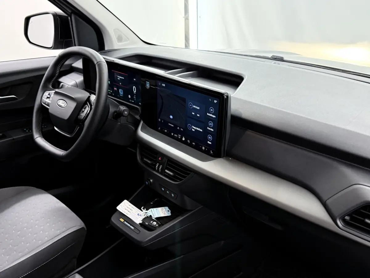 Limited | 44 kWh | 289 KM RANGE | NAVIGATIE | PARKEERCAMERA | ADAPTIVE CRUISE | TREKHAAK | LM VELGEN