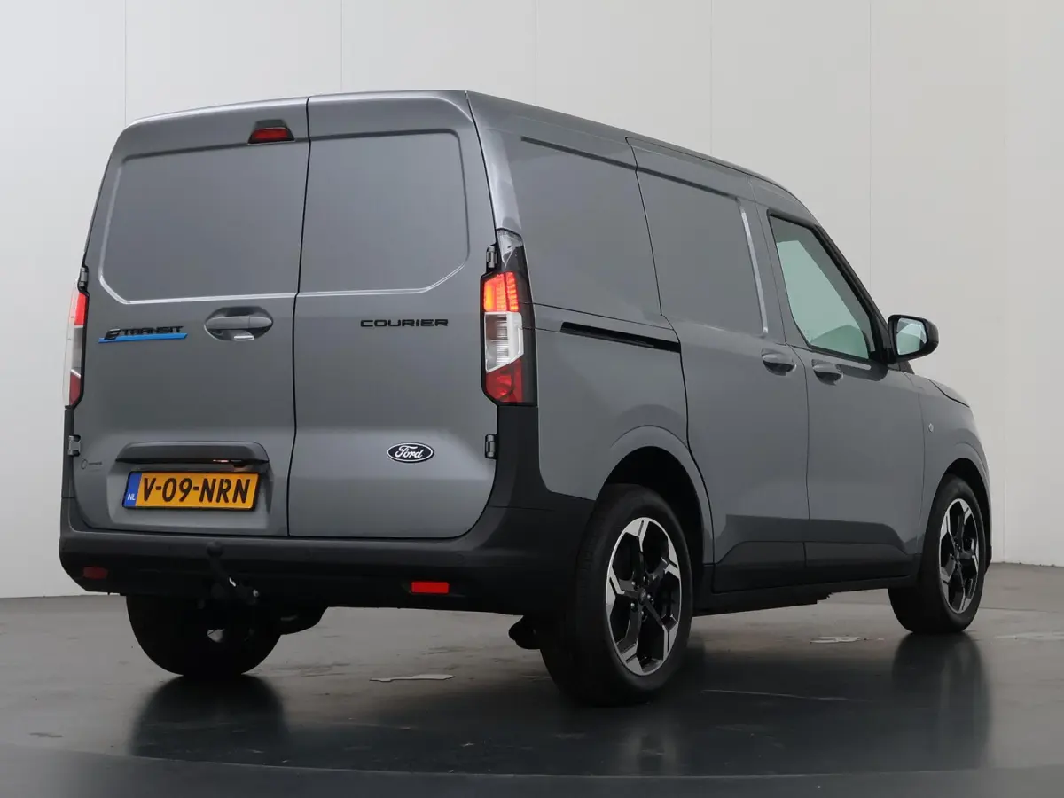 Limited | 44 kWh | 289 KM RANGE | NAVIGATIE | PARKEERCAMERA | ADAPTIVE CRUISE | TREKHAAK | LM VELGEN