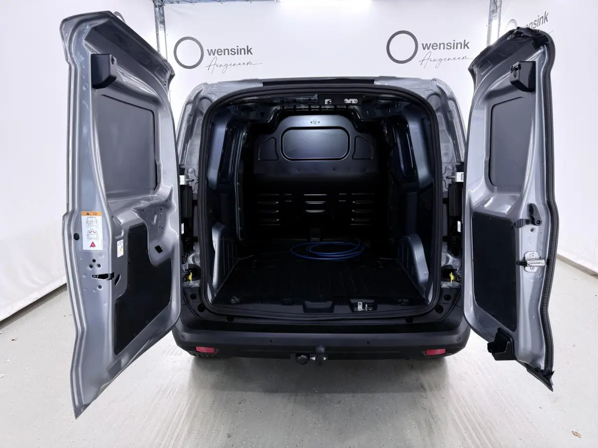 Limited | 44 kWh | 289 KM RANGE | NAVIGATIE | PARKEERCAMERA | ADAPTIVE CRUISE | TREKHAAK | LM VELGEN