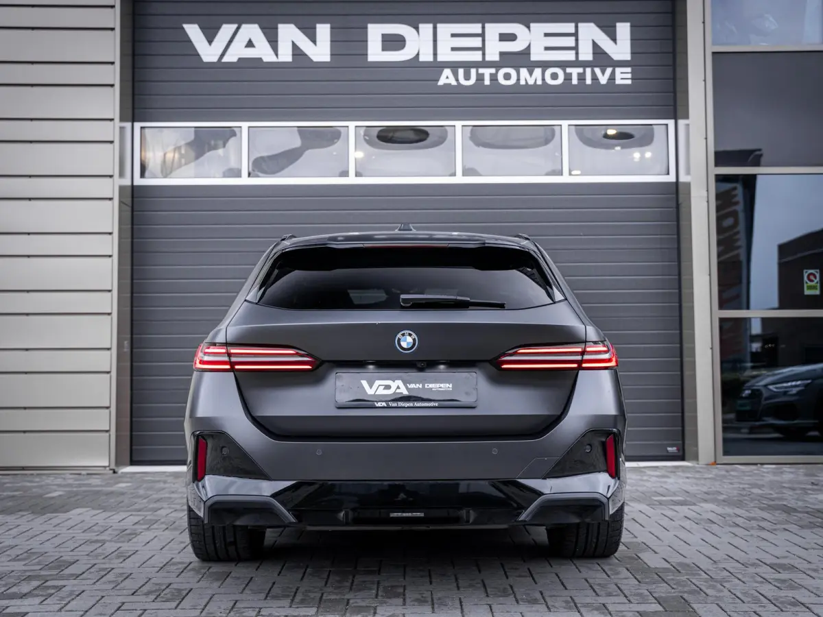 550e xDrive M-Sport l Bowers/wilk l BMW-Garantie l Panorama