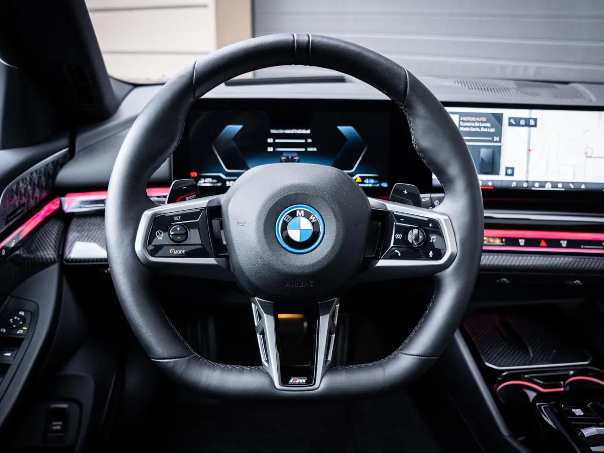 550e xDrive M-Sport l Bowers/wilk l BMW-Garantie l Panorama