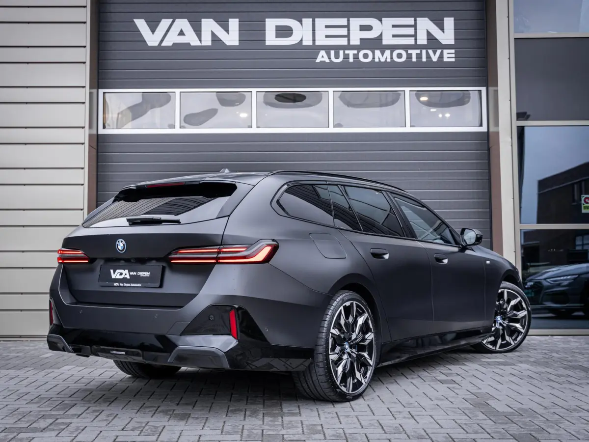 550e xDrive M-Sport l Bowers/wilk l BMW-Garantie l Panorama