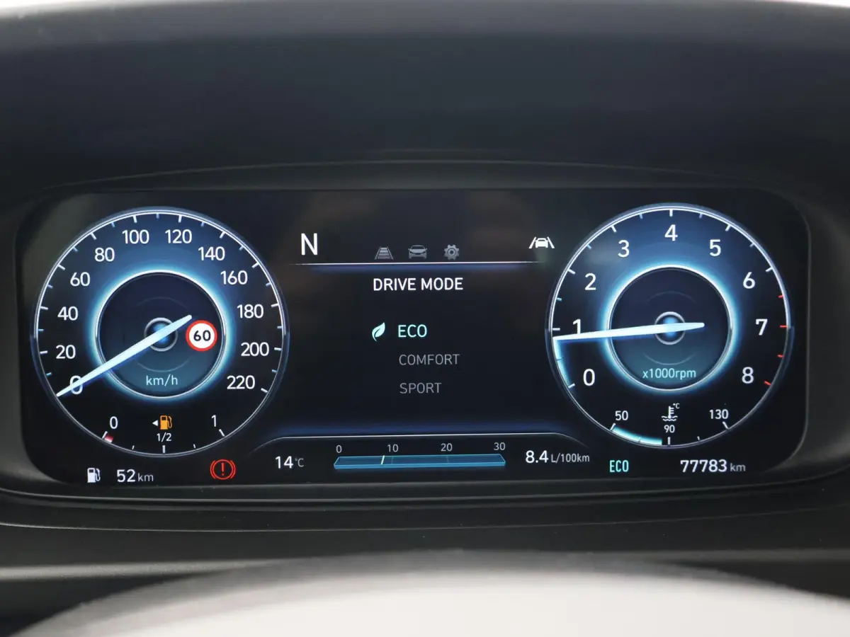 1.0 T-GDI COMFORT + APPLE CARPLAY | CAMERA | VIRTUAL COCKPIT | ANDROID AUTO