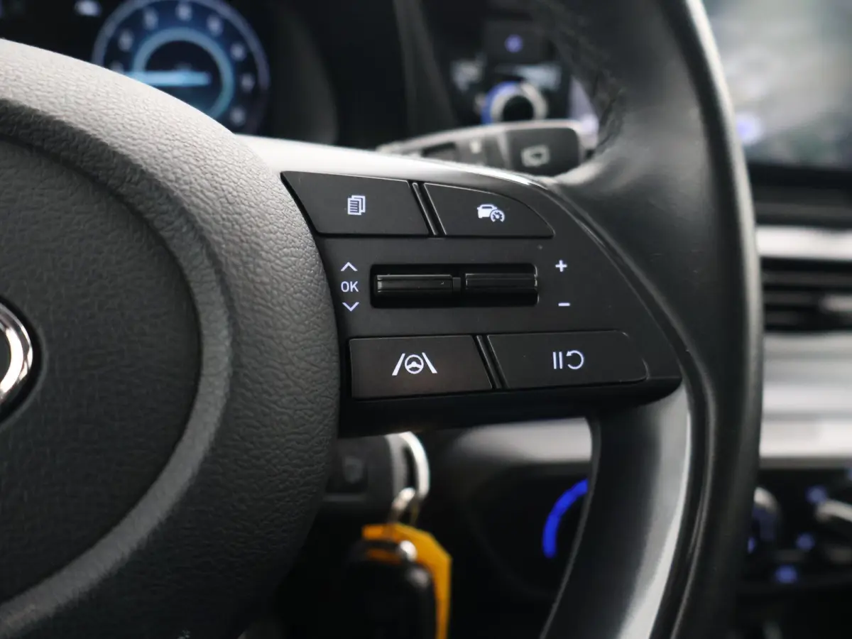1.0 T-GDI COMFORT + APPLE CARPLAY | CAMERA | VIRTUAL COCKPIT | ANDROID AUTO