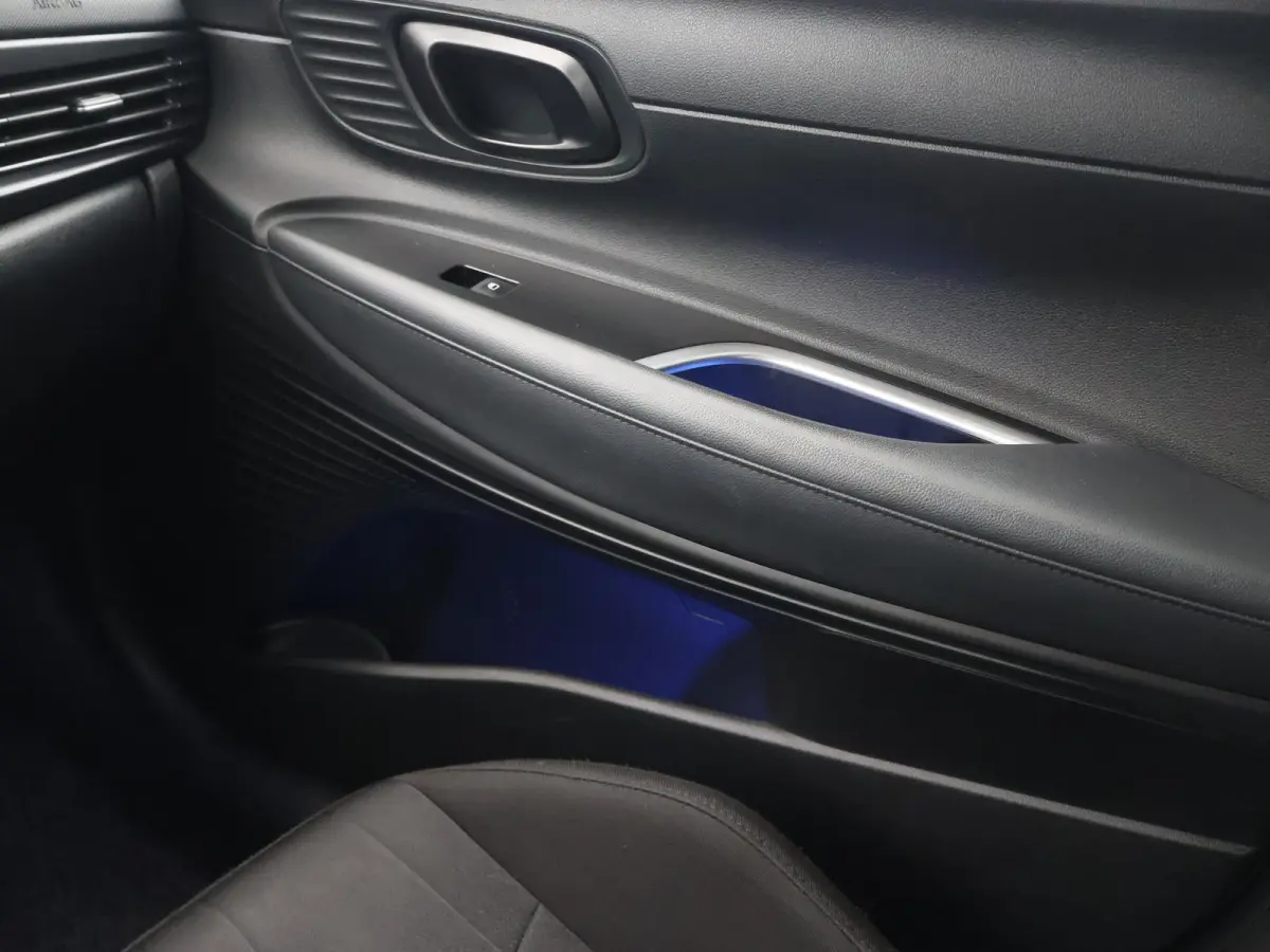 1.0 T-GDI COMFORT + APPLE CARPLAY | CAMERA | VIRTUAL COCKPIT | ANDROID AUTO