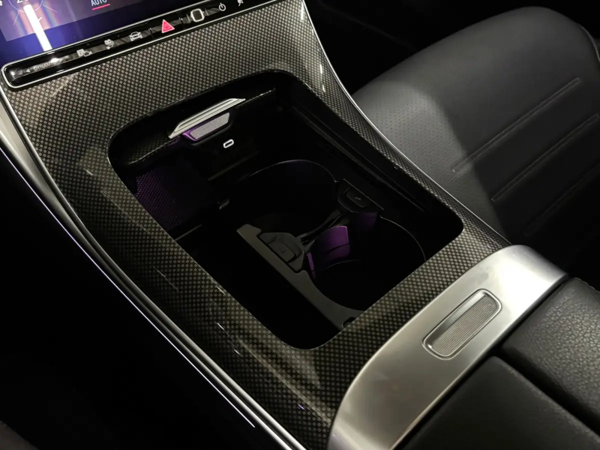 300 e AMG Pano Hud 360 Burmester