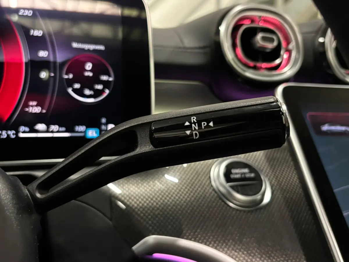 300 e AMG Pano Hud 360 Burmester