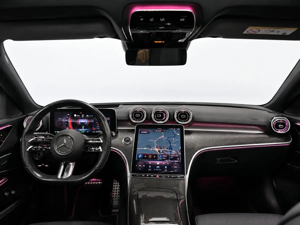 300 e AMG Pano Hud 360 Burmester