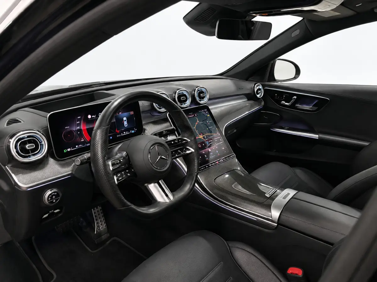 300 e AMG Pano Hud 360 Burmester
