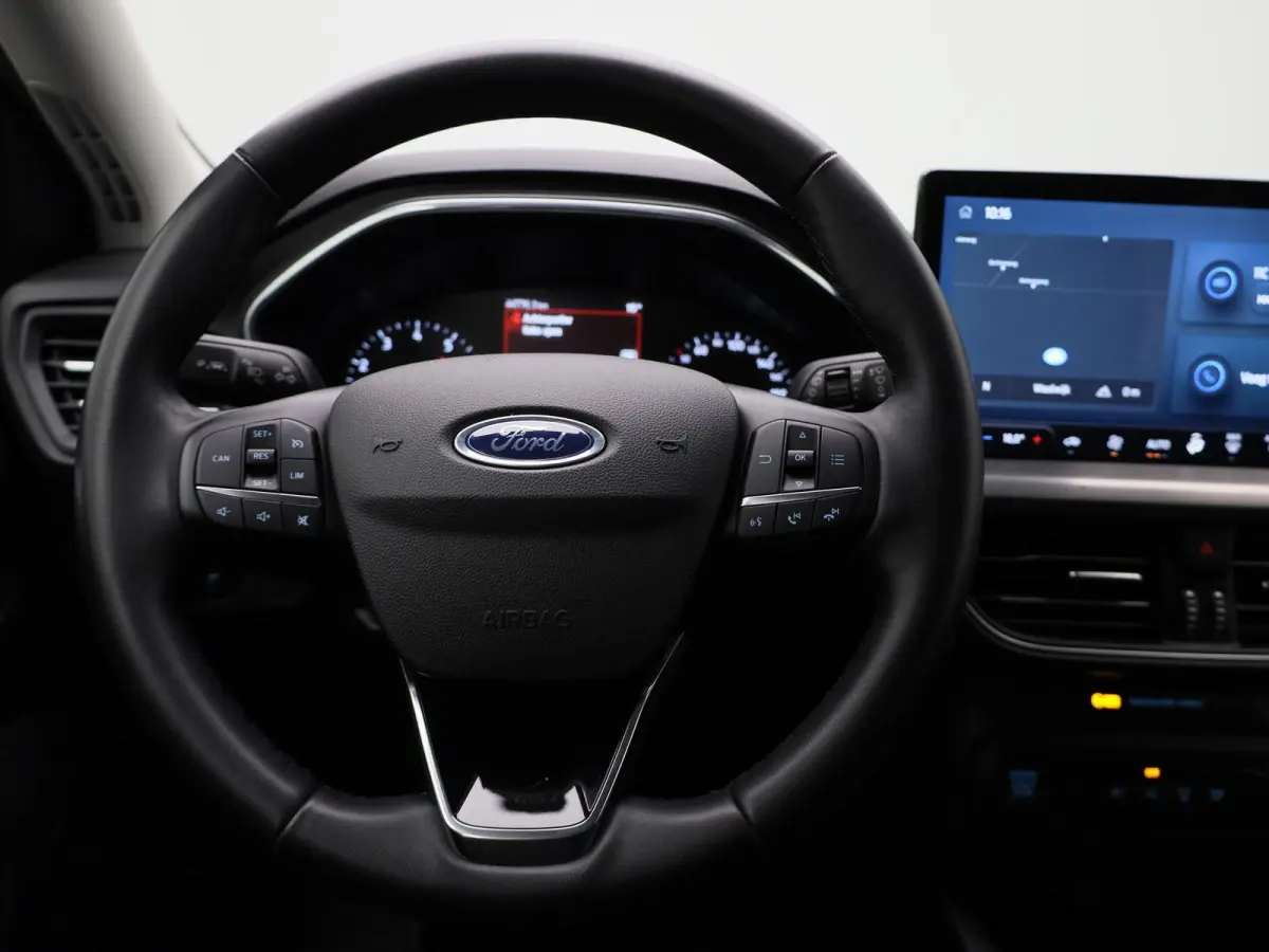 1.0 EcoBoost Hybrid Titanium | Apple Carplay/Android Auto | Climate Control | Cruise Control | Parkeersensoren |