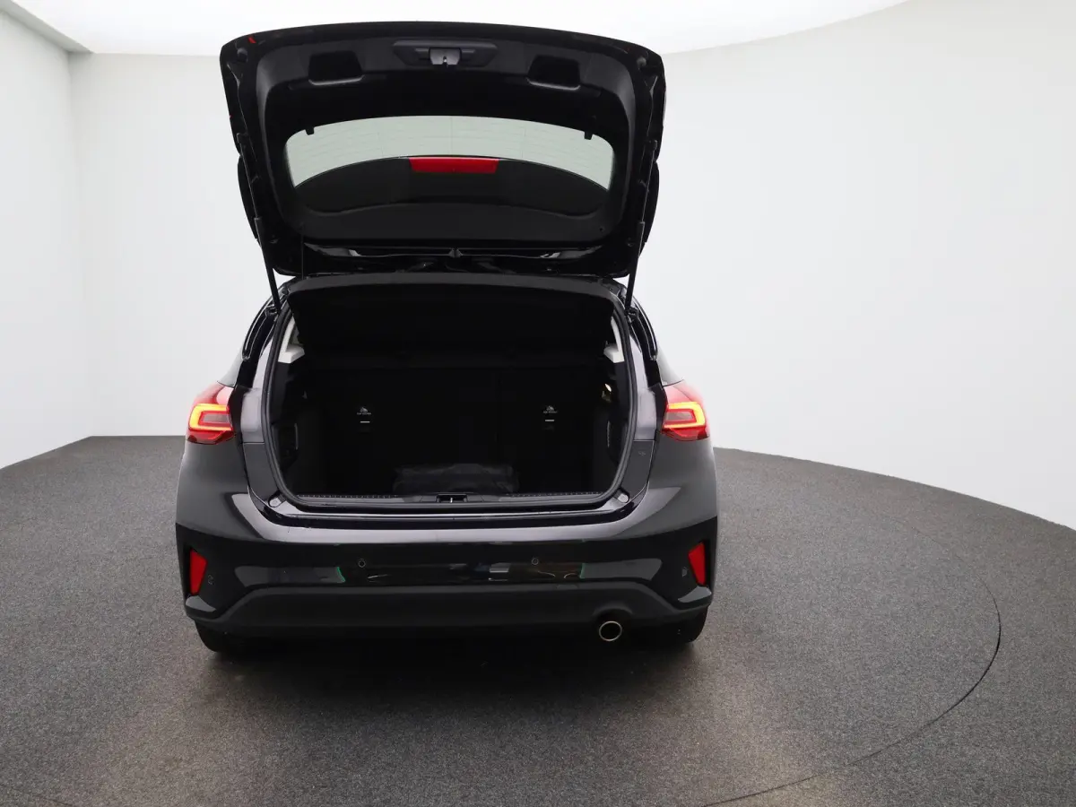 1.0 EcoBoost Hybrid Titanium | Apple Carplay/Android Auto | Climate Control | Cruise Control | Parkeersensoren |
