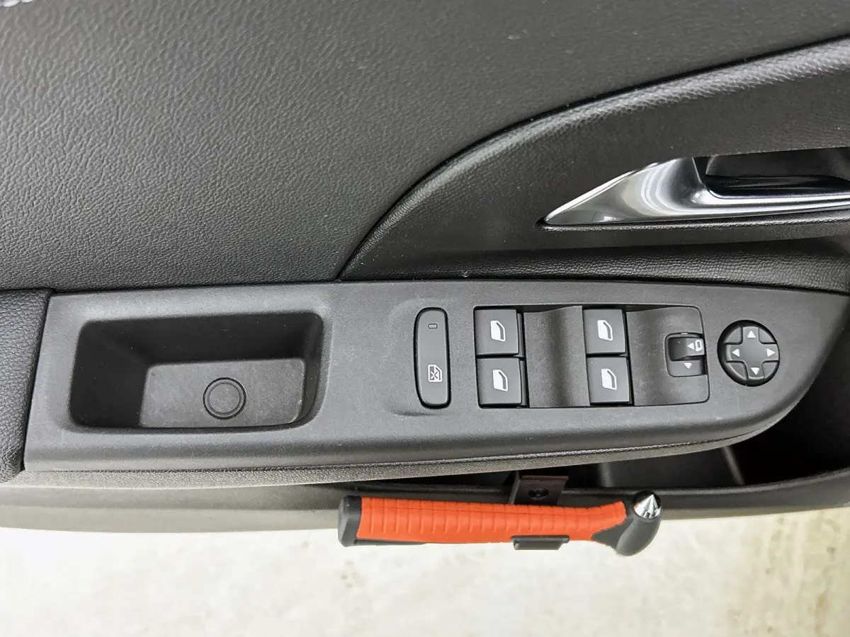 Electric 156pk Long Range GS 51 kWh Automaat | Navigatie | Camera | Climate Control | Dodehoekdetectie | Cruise Control | Getint Glas | Draadloze Telefoonlader | 17"LMV |