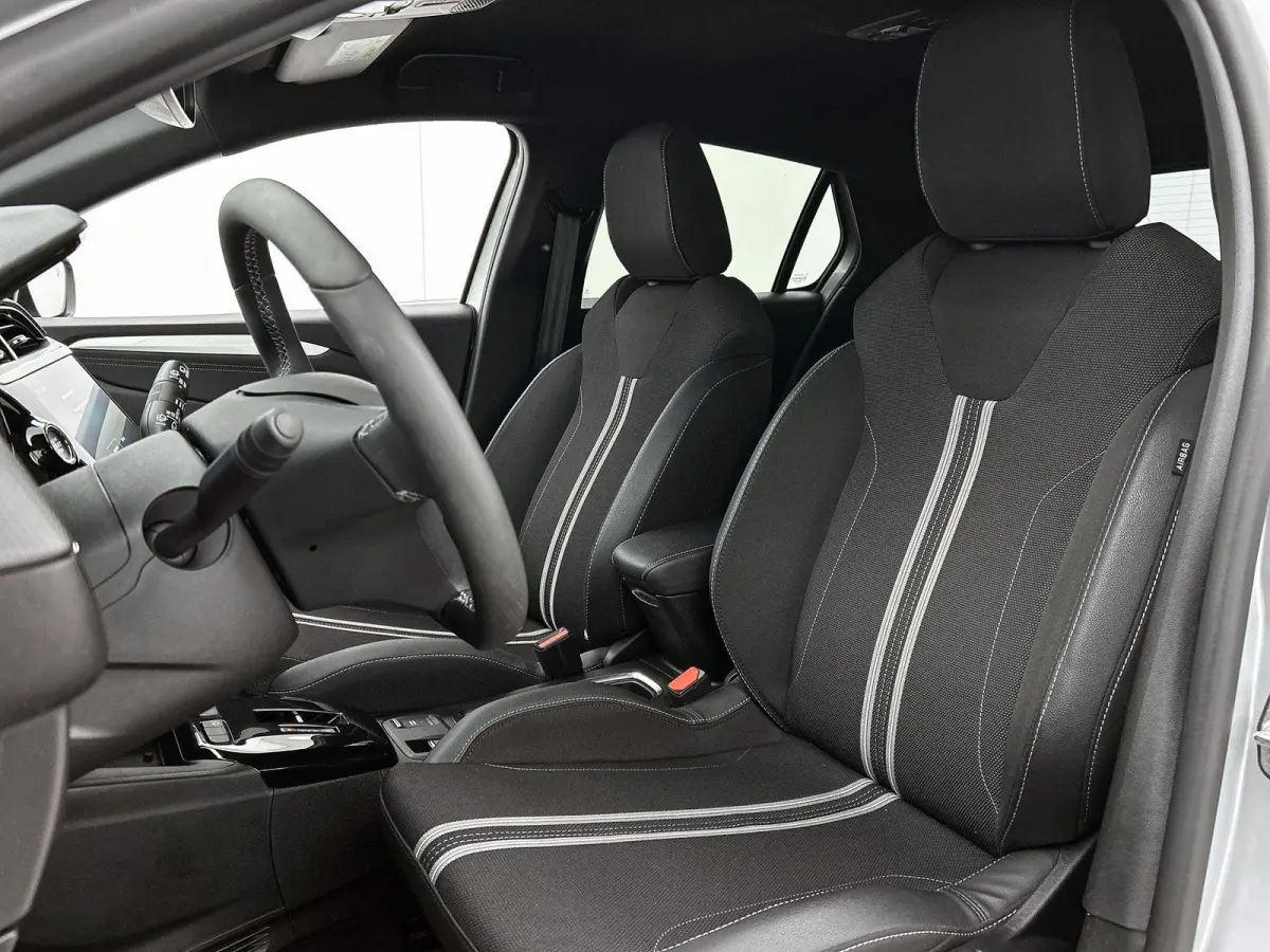 Electric 156pk Long Range GS 51 kWh Automaat | Navigatie | Camera | Climate Control | Dodehoekdetectie | Cruise Control | Getint Glas | Draadloze Telefoonlader | 17"LMV |