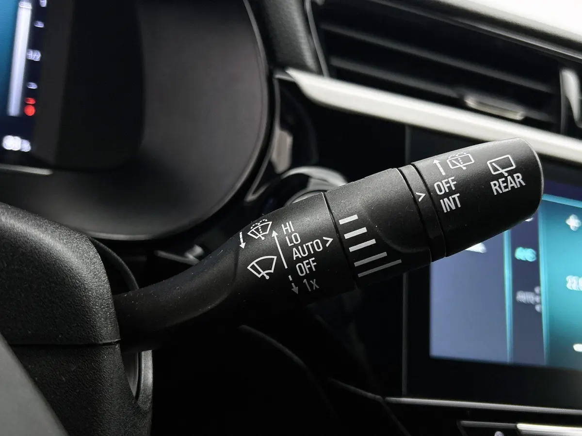 Electric 156pk Long Range GS 51 kWh Automaat | Navigatie | Camera | Climate Control | Dodehoekdetectie | Cruise Control | Getint Glas | Draadloze Telefoonlader | 17"LMV |