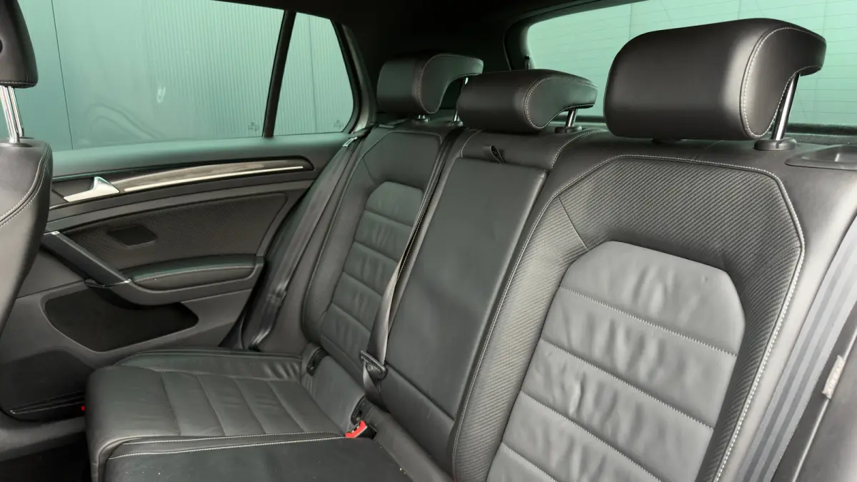 2.0 TSI 300pk 4Motion R | Panoramadak | Achteruitrijcamera | Adaptive Cruise | Lederen Bekleding | 19" |
