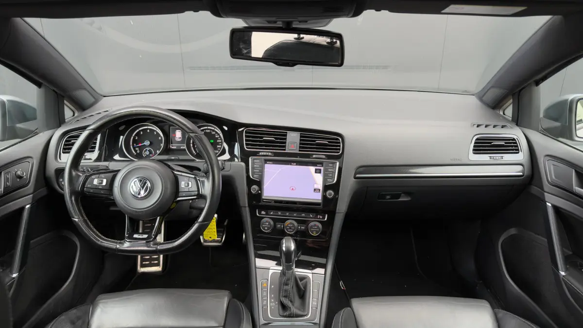 2.0 TSI 300pk 4Motion R | Panoramadak | Achteruitrijcamera | Adaptive Cruise | Lederen Bekleding | 19" |