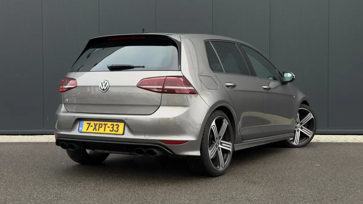 2.0 TSI 300pk 4Motion R | Panoramadak | Achteruitrijcamera | Adaptive Cruise | Lederen Bekleding | 19" |