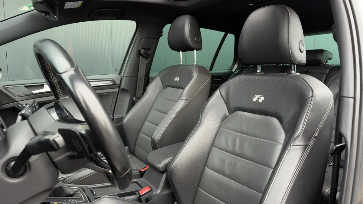 2.0 TSI 300pk 4Motion R | Panoramadak | Achteruitrijcamera | Adaptive Cruise | Lederen Bekleding | 19" |