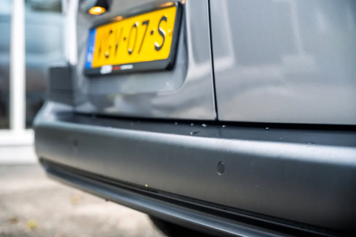 1.5 BlueHDI Premium Euro 6 I Kastinrichting I 3 Zits I CarPlay I Android I Cruise I Airco I NL Auto I NAP I PDC