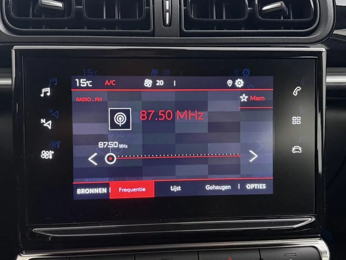 1.2 PureTech Feel Ecc/CarPlay/Cruise/Pdc