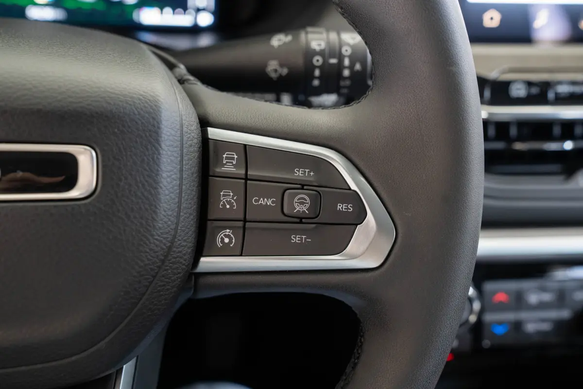 4xe 190 Plug-in Hybrid Night Eagle | Camera | Navigatie | Climate Controle | Apple Carplay & Android Auto | Cruise Controle | Keyless Entry & Start |