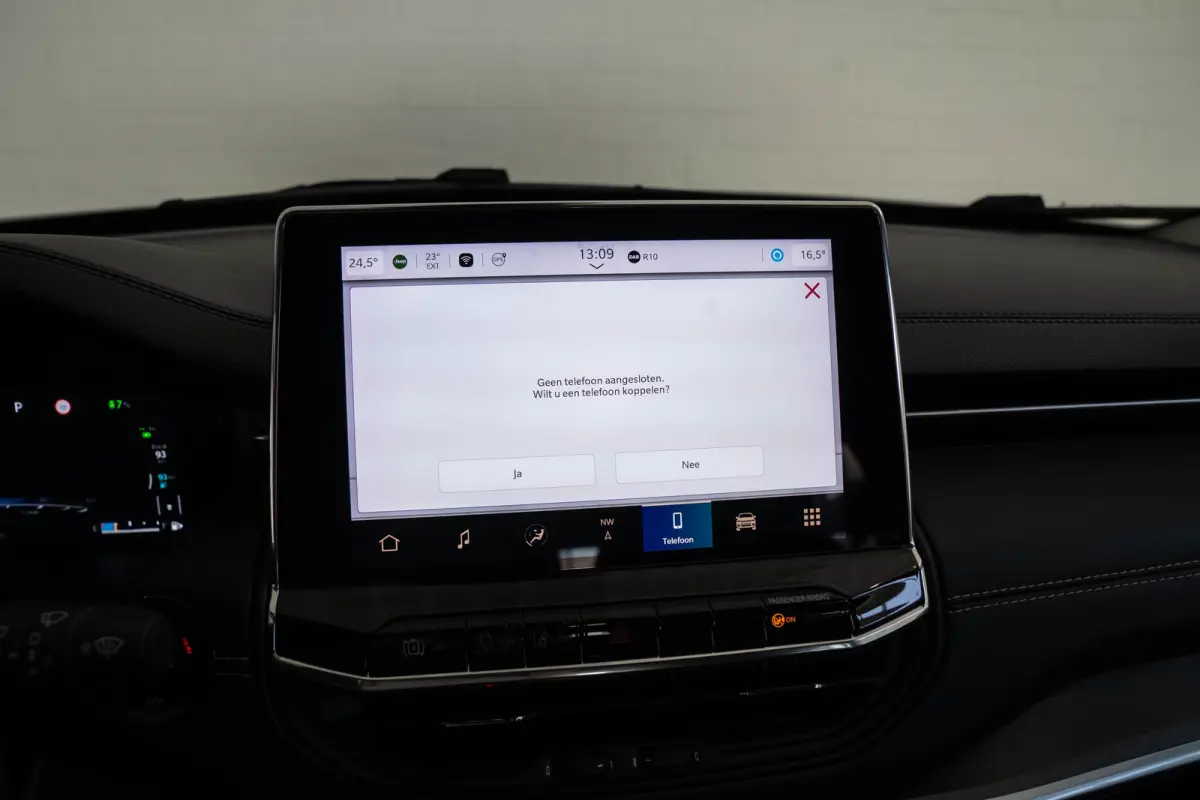4xe 190 Plug-in Hybrid Night Eagle | Camera | Navigatie | Climate Controle | Apple Carplay & Android Auto | Cruise Controle | Keyless Entry & Start |