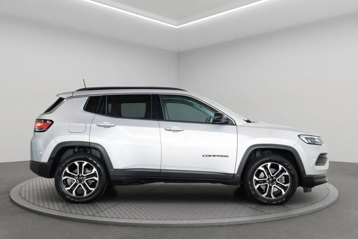 4xe 190 Plug-in Hybrid Night Eagle | Camera | Navigatie | Climate Controle | Apple Carplay & Android Auto | Cruise Controle | Keyless Entry & Start |
