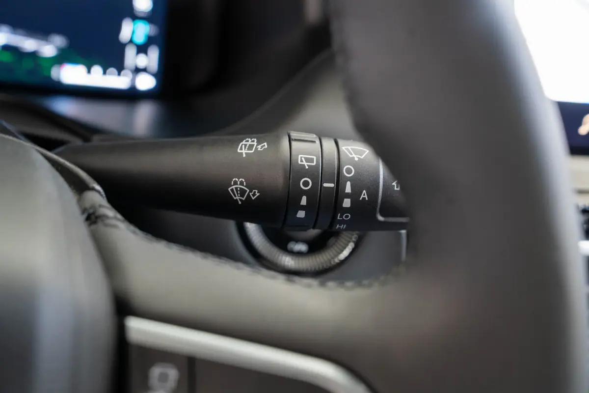 4xe 190 Plug-in Hybrid Night Eagle | Camera | Navigatie | Climate Controle | Apple Carplay & Android Auto | Cruise Controle | Keyless Entry & Start |