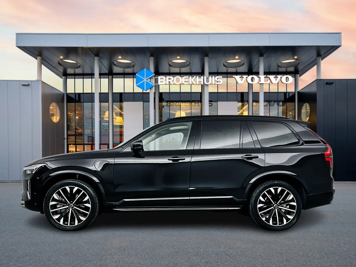 T8 Ultra Dark | 21" Allseason | Luchtvering | Geventileerd Nappa | Massage | Bowers & Wilkins | Trekhaak | Gelaagd&Getint Glas | Head-Up | 360 Camera