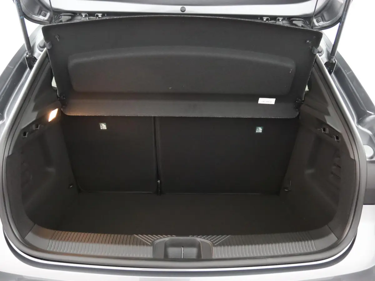 techno full hybrid E-Tech 160 pk | lichtmetalen wielen 18""rythmic" |