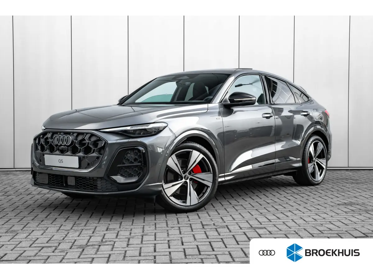 S edition Competition e-hybrid 270 kW / 367 pk S tronic | 360 Camera | Adaptive air suspension | Audi Sport wielen 21", 5-arm-Split, zwart metallic, glansgedraaid