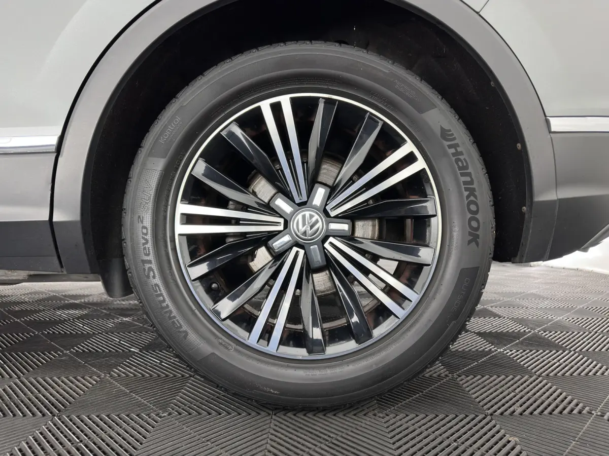 1.4 TSI ACT Highline *AUT | PANO | ADAPTIVE-CRUISE | FULL-LED | VIRTUAL-COCKPIT | KEYLESS | DAB+ | NAVI-FULLMAP | COMFORT-SEATS | ECC | PDC | 18INCH | TOWBAR*