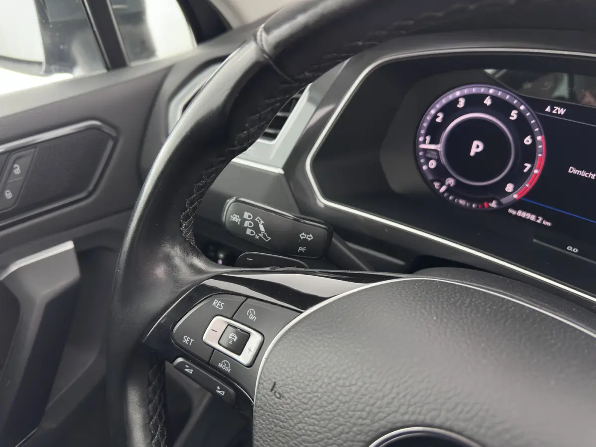 1.4 TSI ACT Highline *AUT | PANO | ADAPTIVE-CRUISE | FULL-LED | VIRTUAL-COCKPIT | KEYLESS | DAB+ | NAVI-FULLMAP | COMFORT-SEATS | ECC | PDC | 18INCH | TOWBAR*