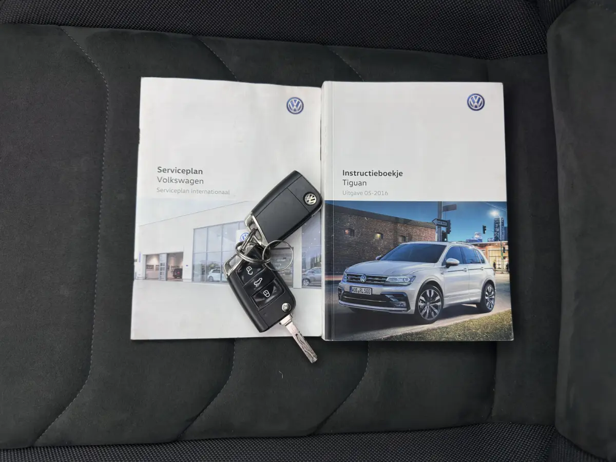 1.4 TSI ACT Highline *AUT | PANO | ADAPTIVE-CRUISE | FULL-LED | VIRTUAL-COCKPIT | KEYLESS | DAB+ | NAVI-FULLMAP | COMFORT-SEATS | ECC | PDC | 18INCH | TOWBAR*