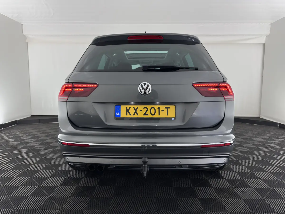 1.4 TSI ACT Highline *AUT | PANO | ADAPTIVE-CRUISE | FULL-LED | VIRTUAL-COCKPIT | KEYLESS | DAB+ | NAVI-FULLMAP | COMFORT-SEATS | ECC | PDC | 18INCH | TOWBAR*