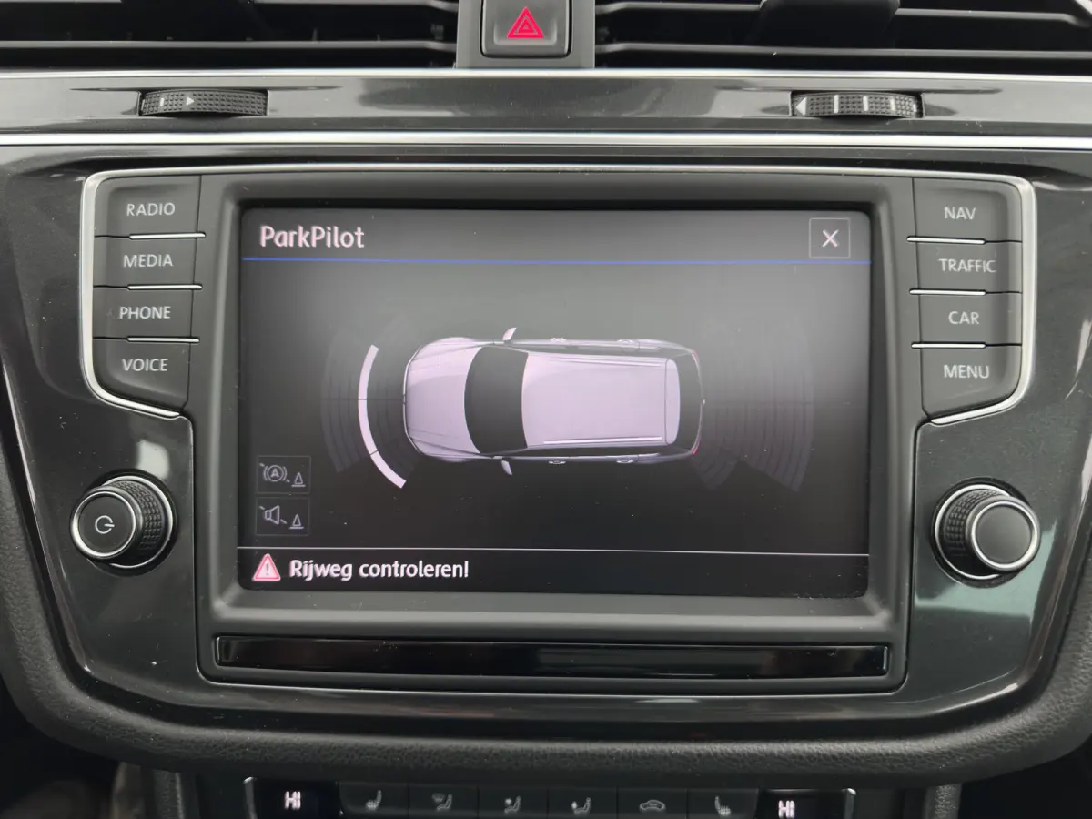 1.4 TSI ACT Highline *AUT | PANO | ADAPTIVE-CRUISE | FULL-LED | VIRTUAL-COCKPIT | KEYLESS | DAB+ | NAVI-FULLMAP | COMFORT-SEATS | ECC | PDC | 18INCH | TOWBAR*