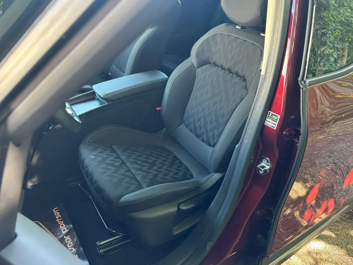 1.3 TCe Limited,AUTOMAAT,NAVI,CLIMAT,CAMERA