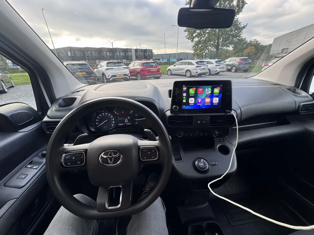 1.5 D-4D Live, Automaat, Euro 6, Apple Carplay, PDC V+A+Camera