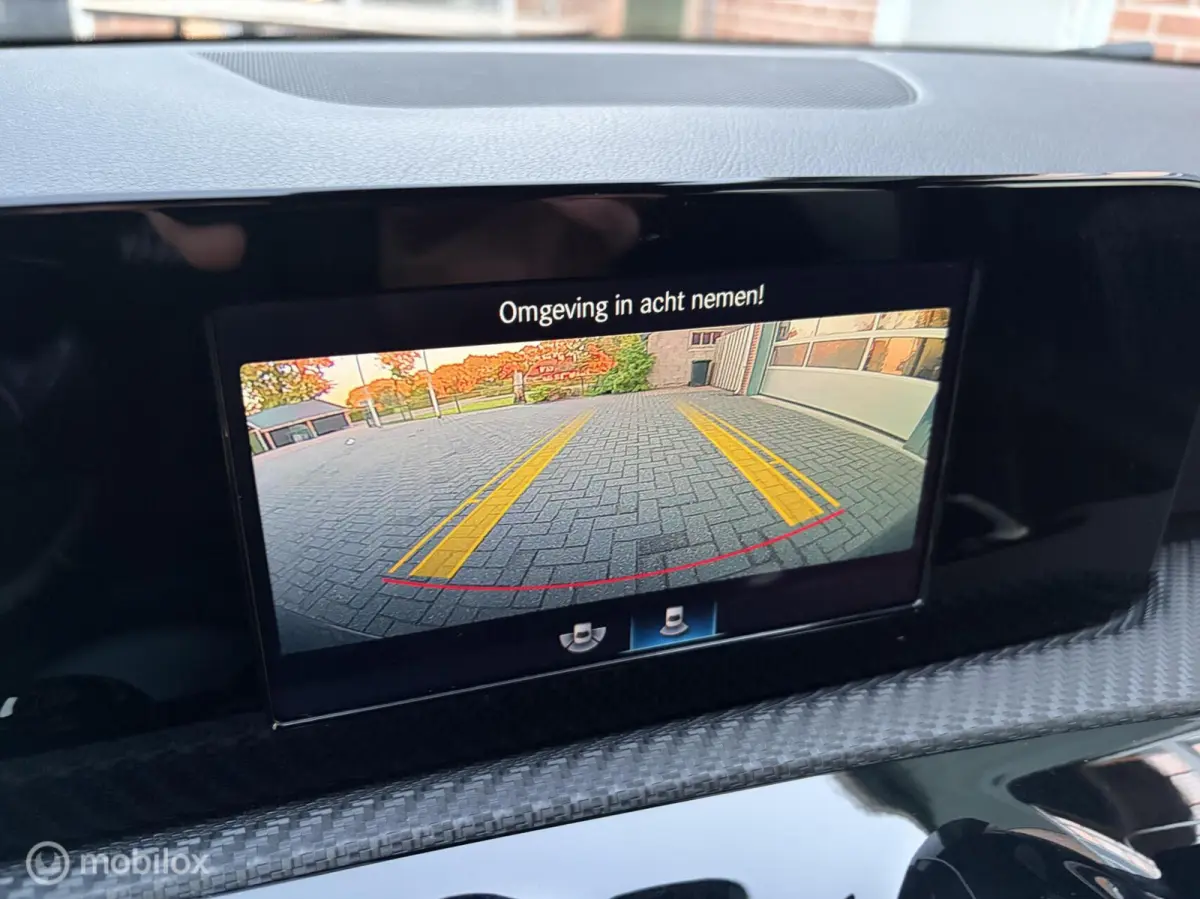 180 Advantage|Carplay|Camera|Lane-assist|Zwarte Hemelbekleding.